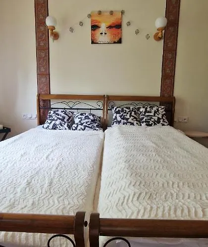 アパート Hexagon Nr 4